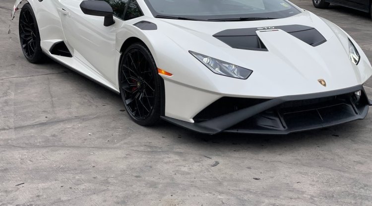 2023 Lamborghini Huracan STO: Wrecked for Sale