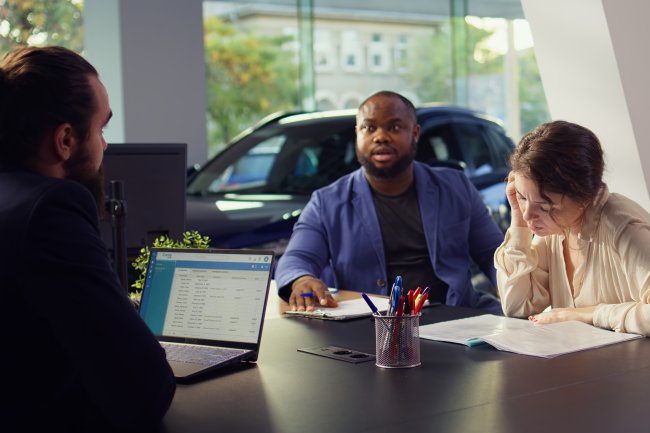 Selling Your Car: Why Choosing BidGoDrive Is the Better Option