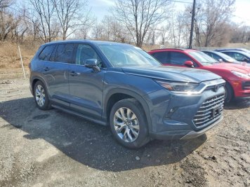 2025 toyota grand-highlander HYBRID LIMITED in Gray - Front Three-Quarter View - BidGoDrive Inventory