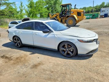 2024 honda accord HYBRID SPORT in White - Front Three-Quarter View - BidGoDrive Inventory