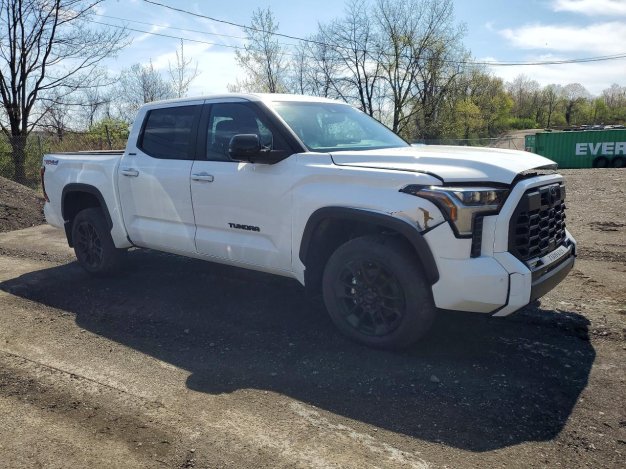 2026 Toyota Tundra LIMITED in White - Front Three-Quarter View - BidGoDrive Inventory