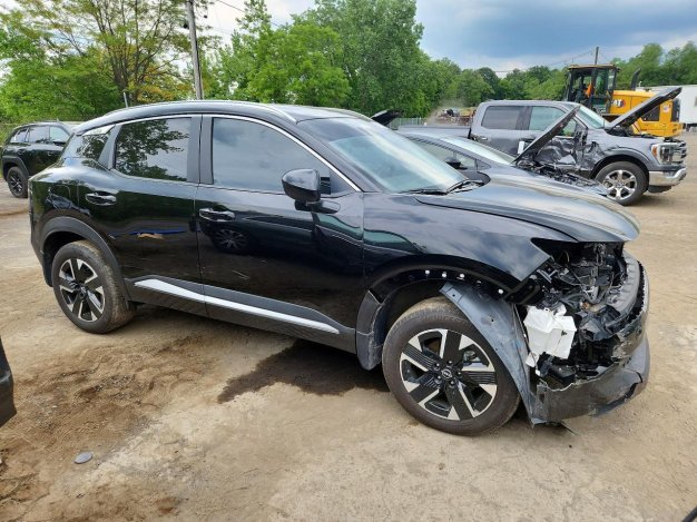 2026 Nissan Kicks SV in Black - Front Three-Quarter View - BidGoDrive Inventory
