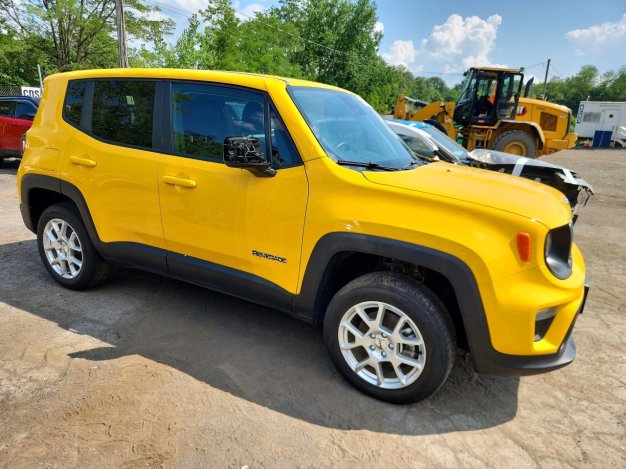 2023 Jeep Renegade  in Yellow - Front Three-Quarter View - BidGoDrive Inventory