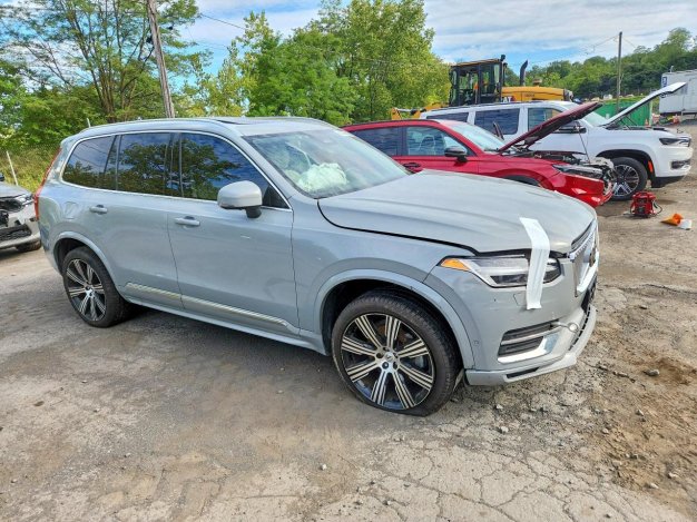 2025 Volvo Xc90  in Gray - Front Three-Quarter View - BidGoDrive Inventory