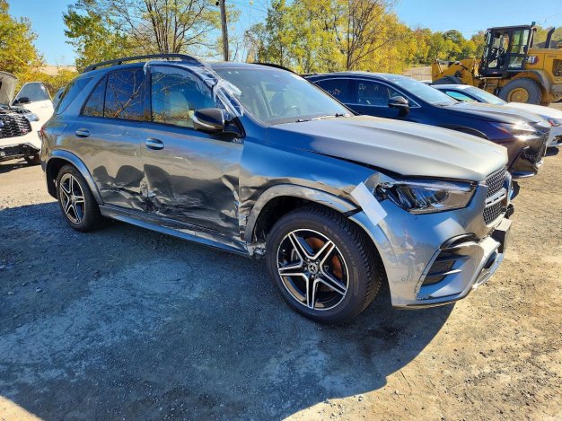 2024 Mercedes Benz GLE 350 4matic in Gray - Front Three-Quarter View - BidGoDrive Inventory