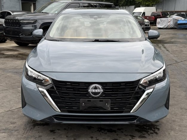 2025 NISSAN SENTRA SV in Gray - Front Three-Quarter View - BidGoDrive Inventory