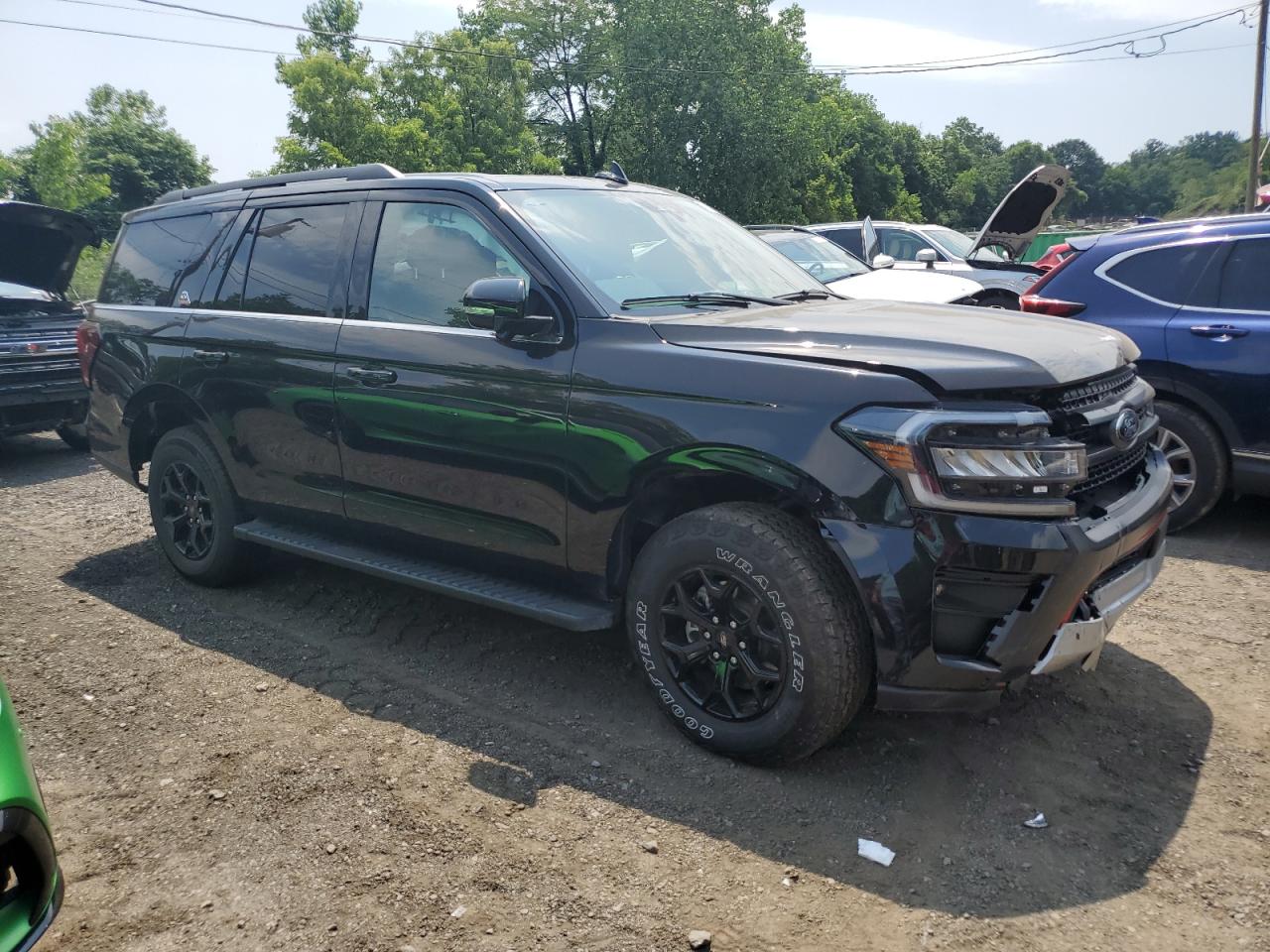 Salvage 2023 Ford Expedition Timberline