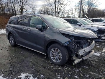 2025 toyota sienna XLE in Gray - Front Three-Quarter View - BidGoDrive Inventory