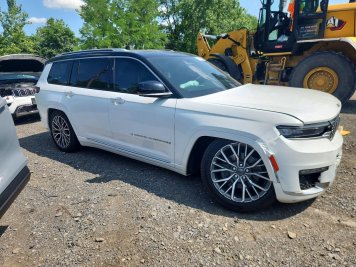 2021 jeep grand-cherokee-l SUMMIT in White - Front Three-Quarter View - BidGoDrive Inventory