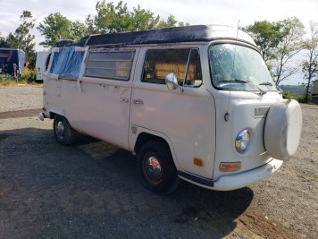 1970 volkswagen transporter  in White - Front Three-Quarter View - BidGoDrive Inventory