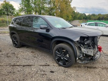 2024 gmc acadia UPLEVEL in Black - Front Three-Quarter View - BidGoDrive Inventory