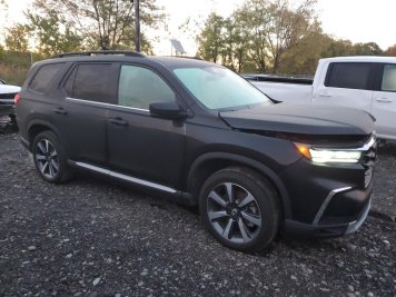 2025 honda pilot ELITE in Black - Front Three-Quarter View - BidGoDrive Inventory