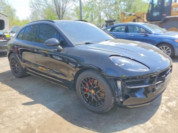 2021 porsche macan GTS in Black - Front Three-Quarter View - BidGoDrive Inventory