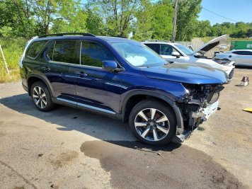2025 honda pilot TOURING in Blue - Front Three-Quarter View - BidGoDrive Inventory