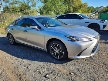 2025 lexus es-350  in Silver - Front Three-Quarter View - BidGoDrive Inventory