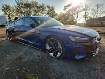 2024 audi rs E-TRON GT in Blue - Front Three-Quarter View - BidGoDrive Inventory