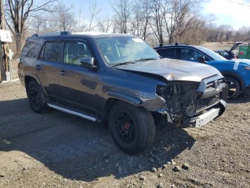 2022 toyota 4runner  in Gray - Front Three-Quarter View - BidGoDrive Inventory