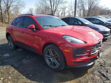 2021 porsche macan S in Red - Front Three-Quarter View - BidGoDrive Inventory