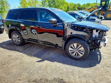 2025 nissan pathfinder  in Black - Front Three-Quarter View - BidGoDrive Inventory