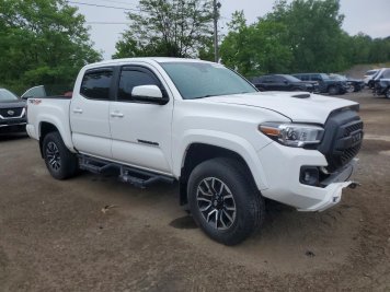 2022 toyota tacoma TRD SPORT in White - Front Three-Quarter View - BidGoDrive Inventory
